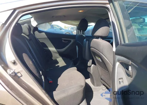 2016 Hyundai Elantra Value Edition z USA, uszkodzony, nr VIN 5NPDH4AEXGH738204